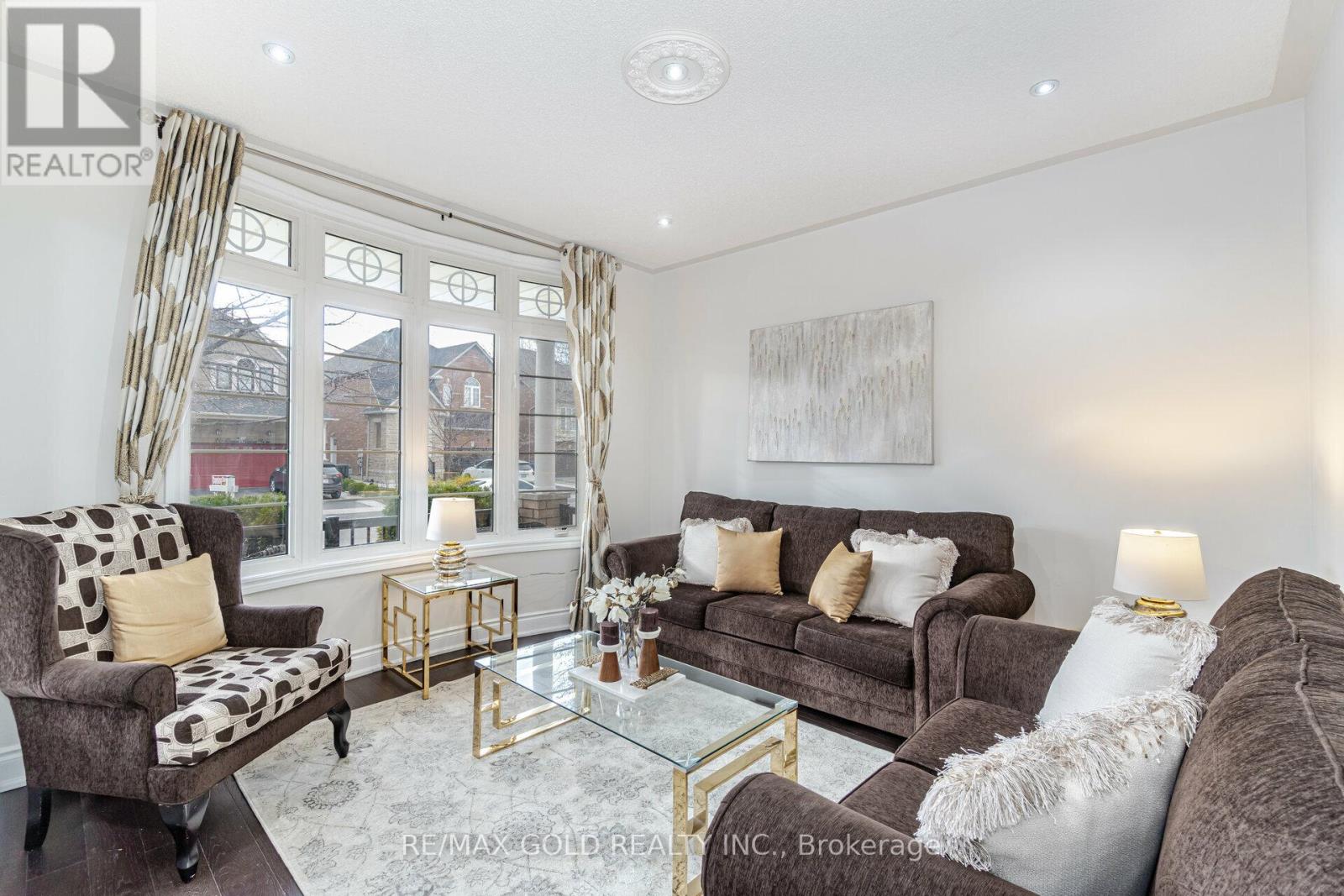 29 Ocean Ridge Drive, Brampton, Ontario  L6R 3K5 - Photo 46 - W12925784