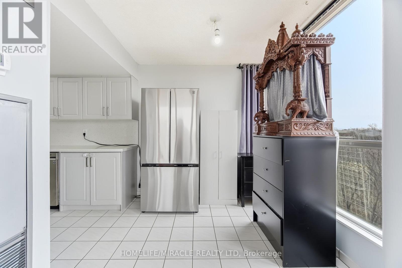 502 - 1 Rowntree Road, Toronto (Mount Olive-Silverstone-Jamestown), Ontario  M9V 5G7 - Photo 24 - W12925822