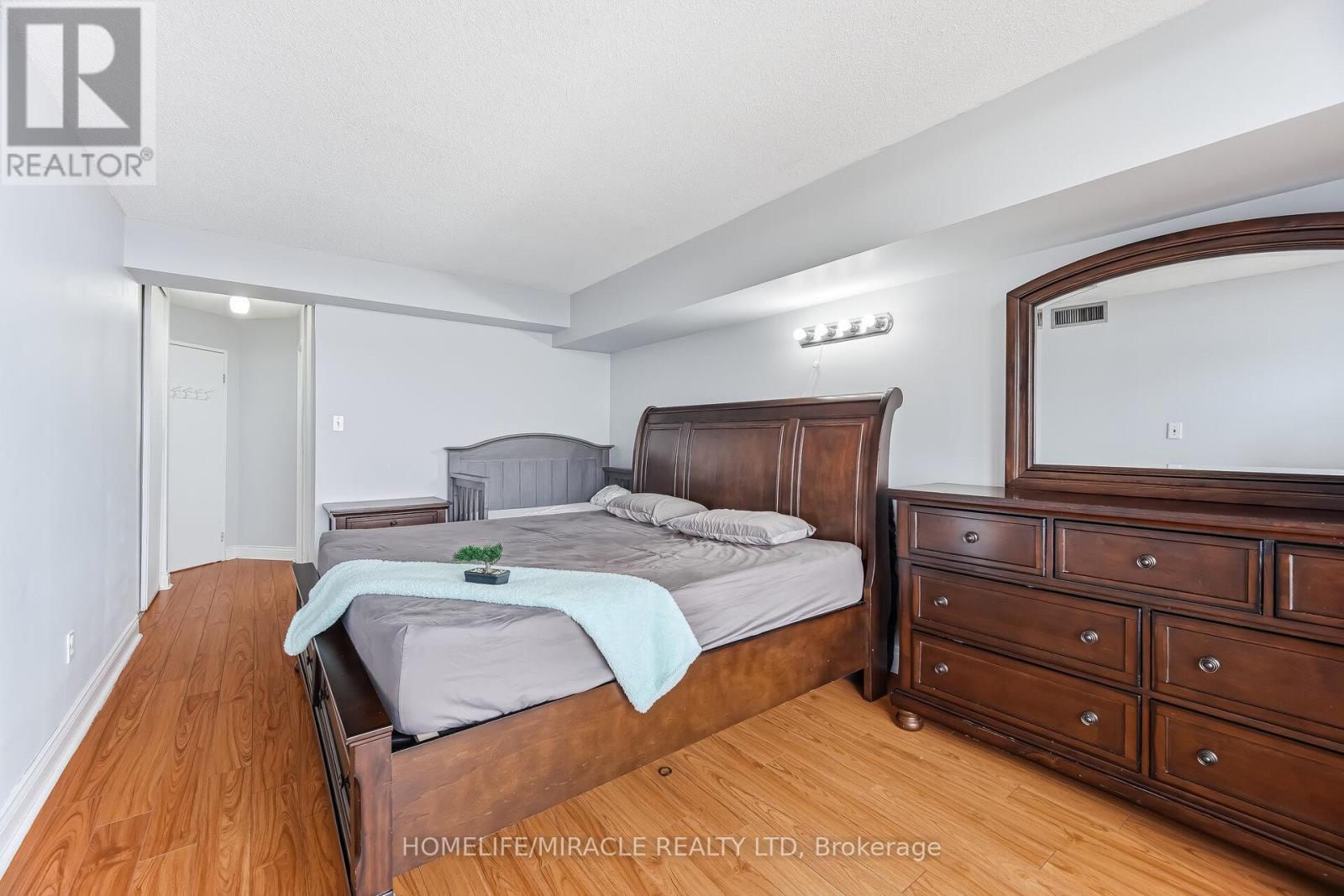 502 - 1 Rowntree Road, Toronto (Mount Olive-Silverstone-Jamestown), Ontario  M9V 5G7 - Photo 26 - W12925822