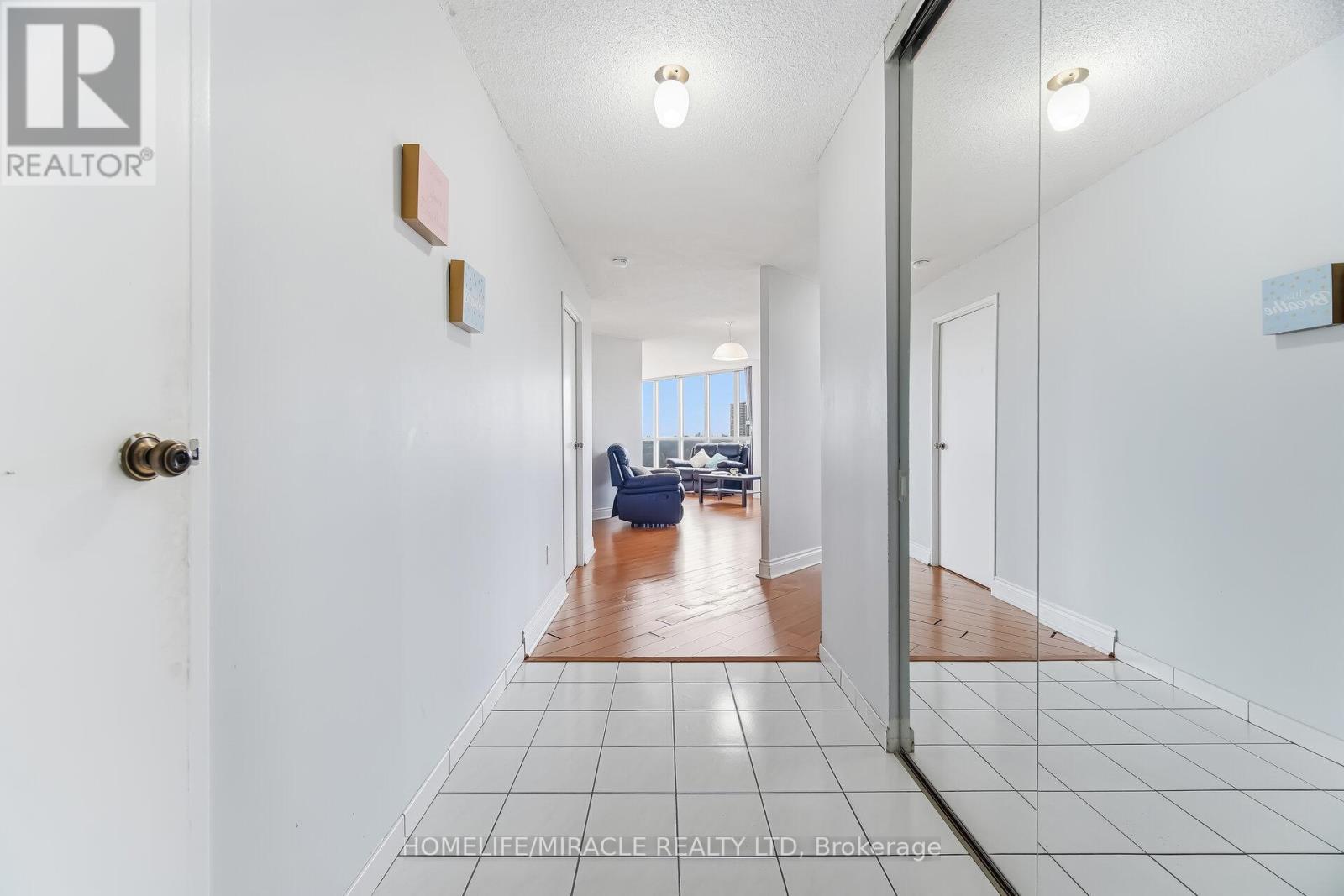 502 - 1 Rowntree Road, Toronto (Mount Olive-Silverstone-Jamestown), Ontario  M9V 5G7 - Photo 9 - W12925822