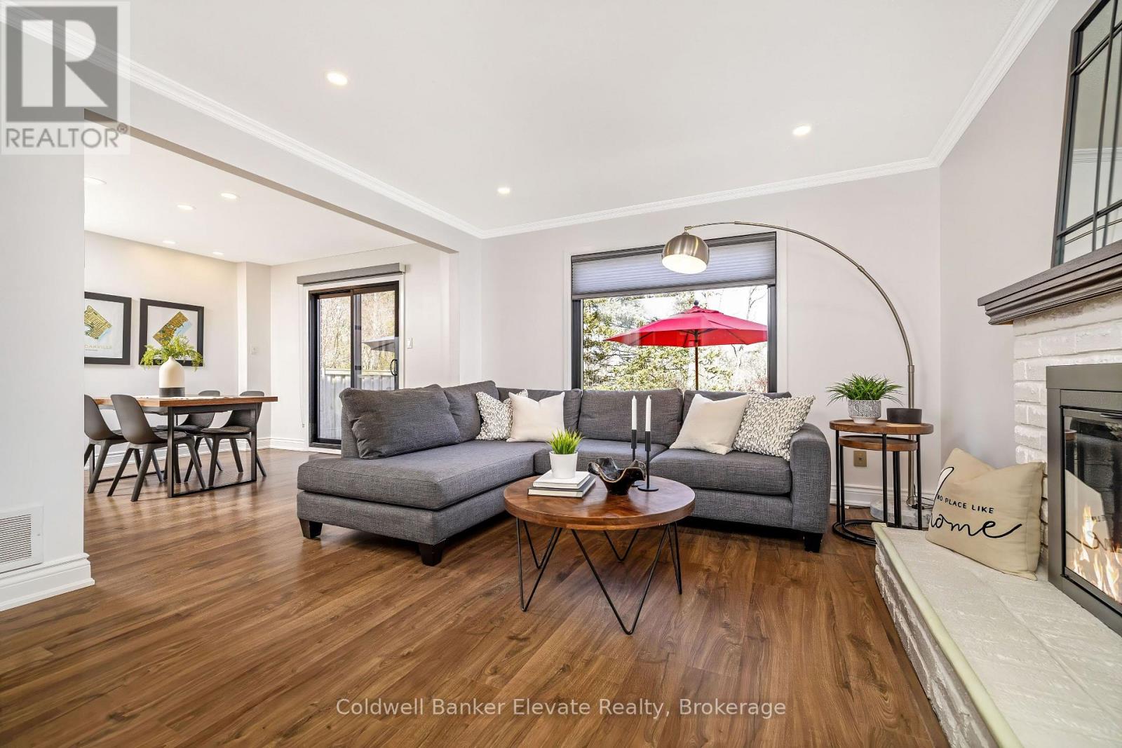 3017 Silverthorn Drive, Oakville, Ontario  L6L 5N4 - Photo 11 - W12925828