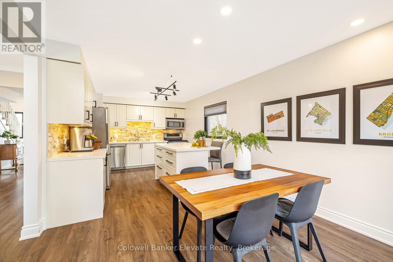 3017 Silverthorn Drive, Oakville, Ontario  L6L 5N4 - Photo 14 - W12925828