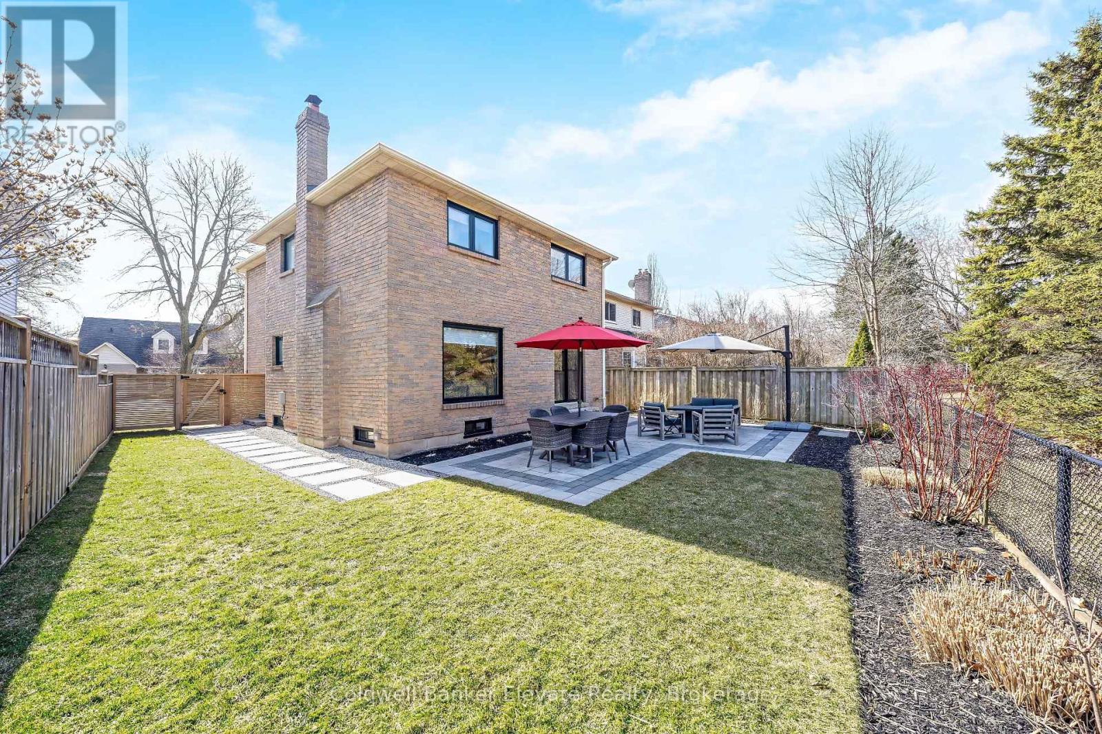 3017 Silverthorn Drive, Oakville, Ontario  L6L 5N4 - Photo 44 - W12925828