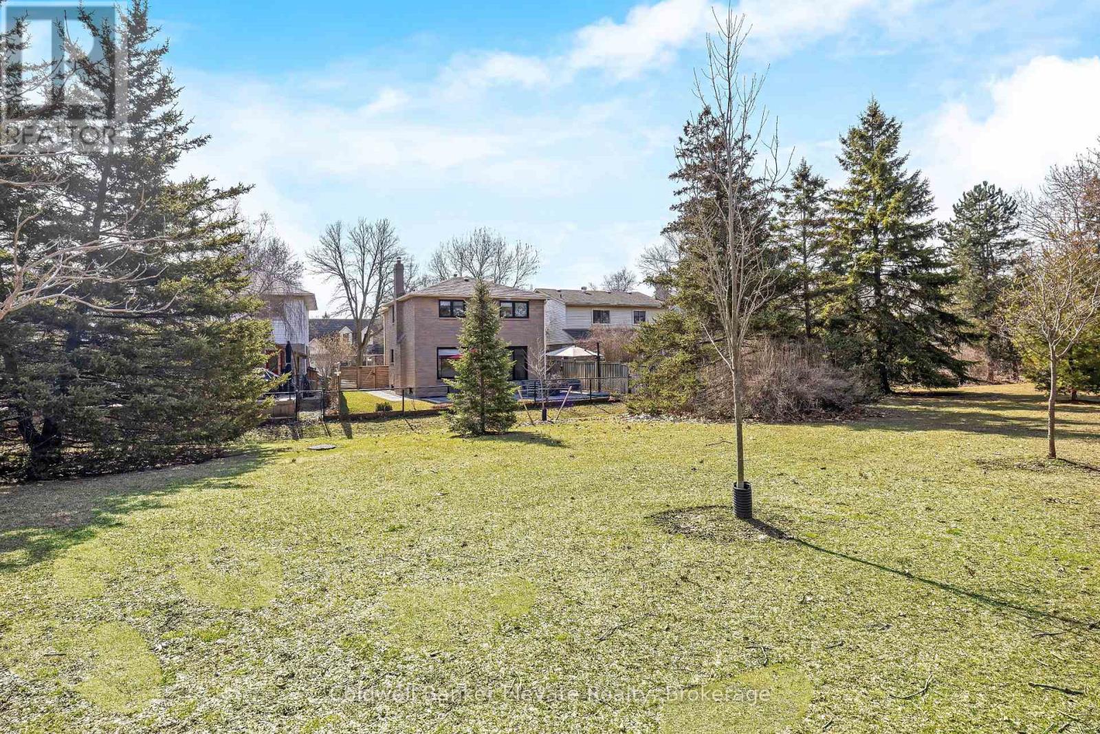 3017 Silverthorn Drive, Oakville, Ontario  L6L 5N4 - Photo 48 - W12925828