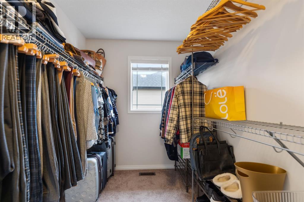 242 Hillcrest Square SW, Airdrie, Alberta  T4B 4J2 - Photo 31 - A2295317