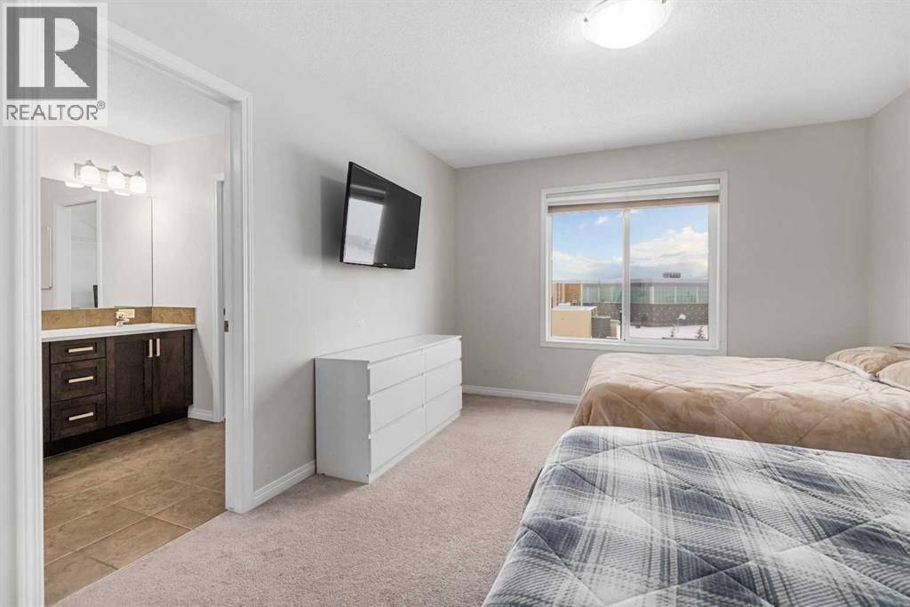 673 Hillcrest Road SW, Airdrie, Alberta  T4B 4C7 - Photo 23 - A2296509