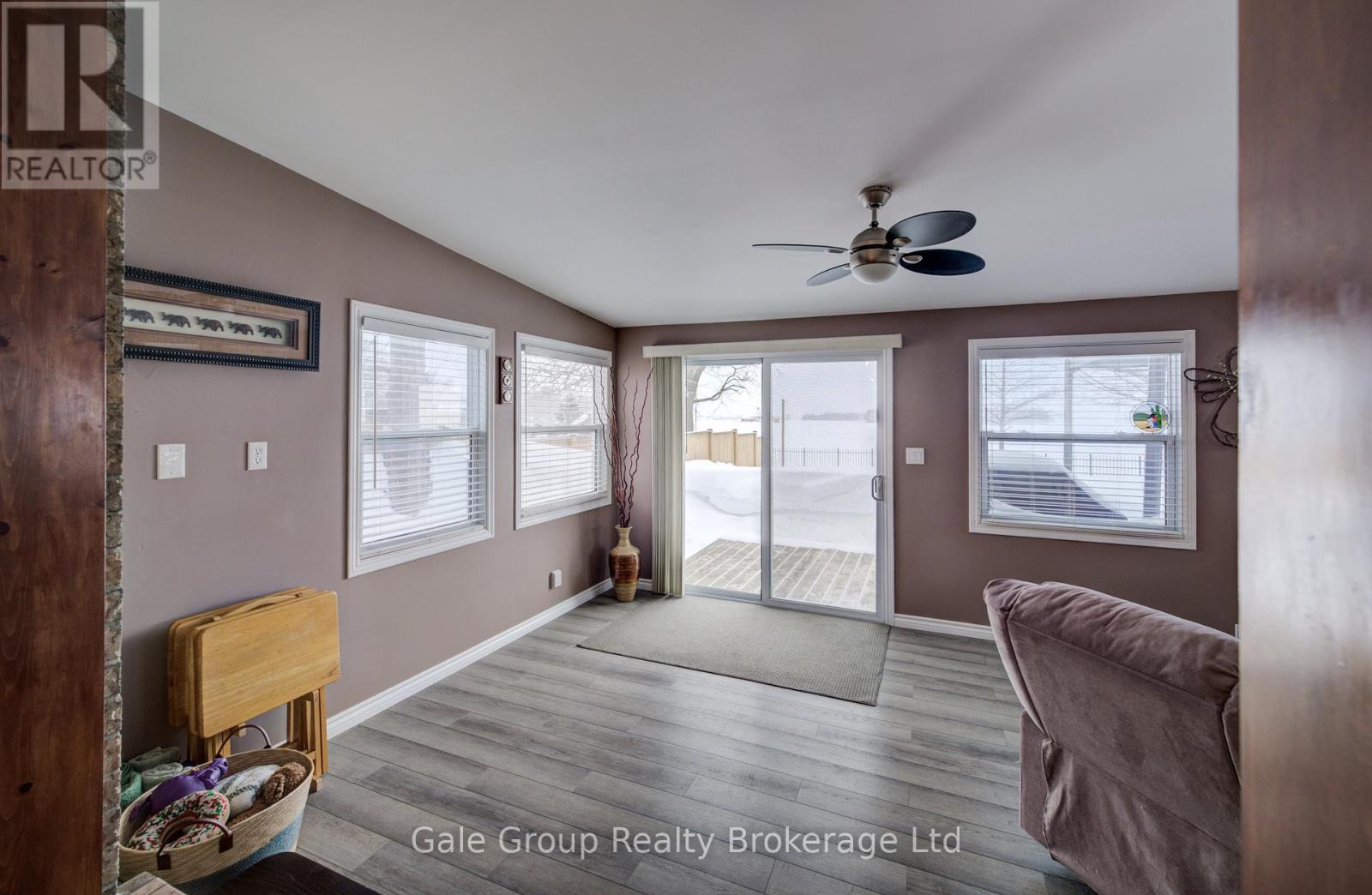 Photo 16 of 49 for 34381 Denfield Road