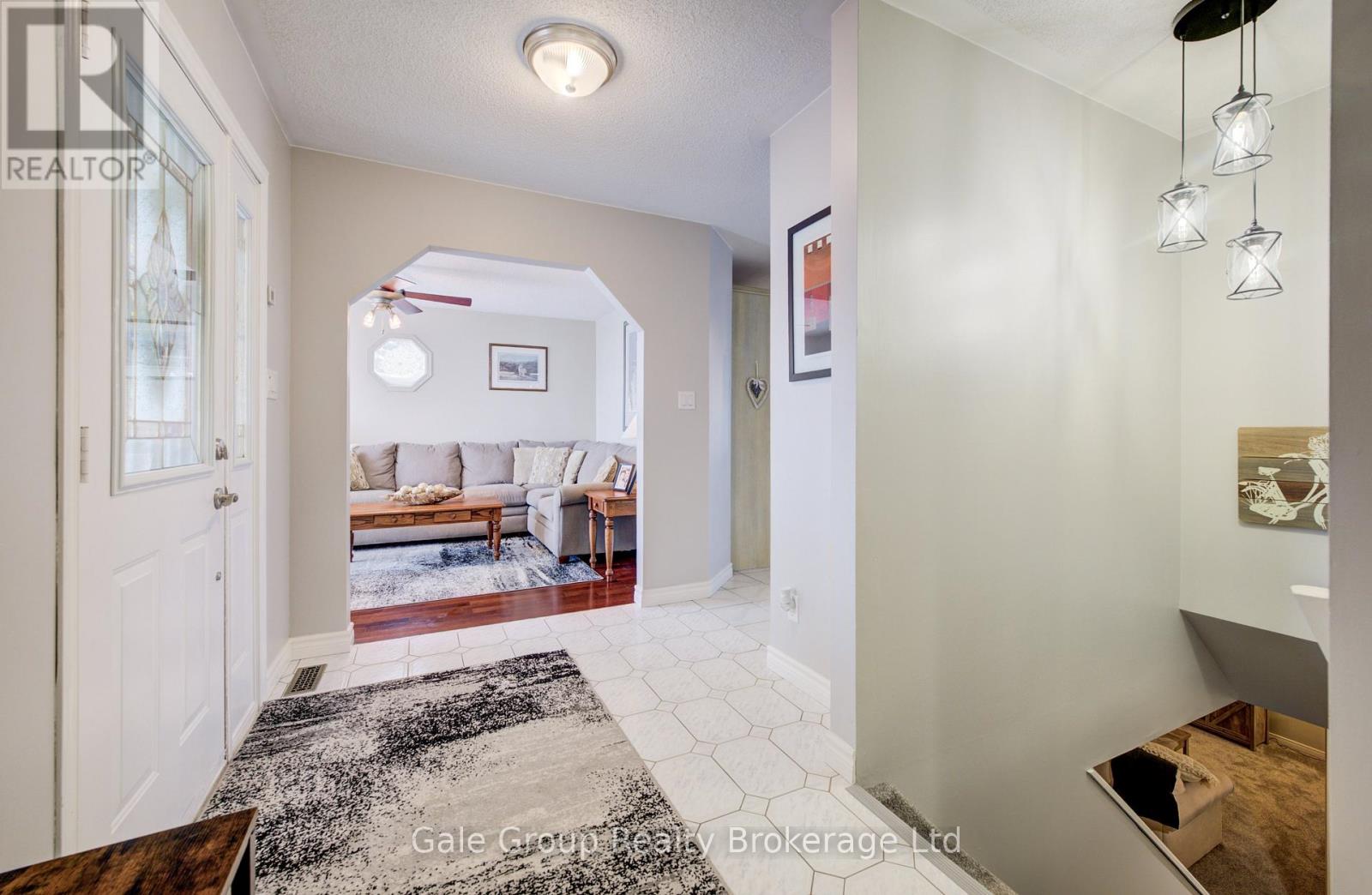 34381 Denfield Road, Lucan Biddulph, Ontario  N0M 2S0 - Photo 6 - X12760486