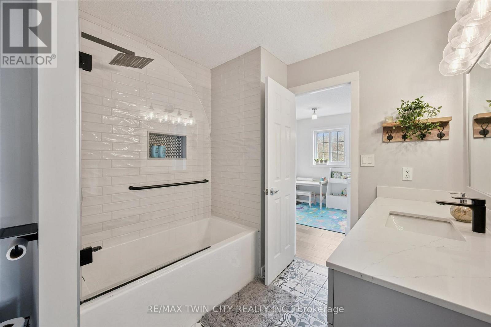 7 - 468 Doon Drive S, Kitchener, Ontario  N2P 0A2 - Photo 15 - X12925772