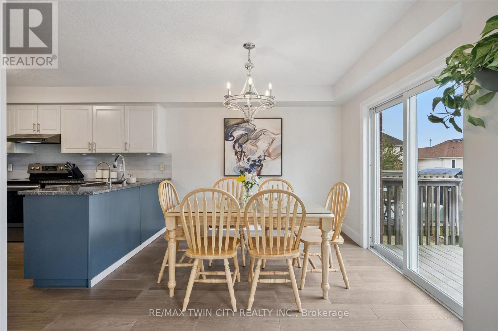 7 - 468 Doon Drive S, Kitchener, Ontario  N2P 0A2 - Photo 8 - X12925772