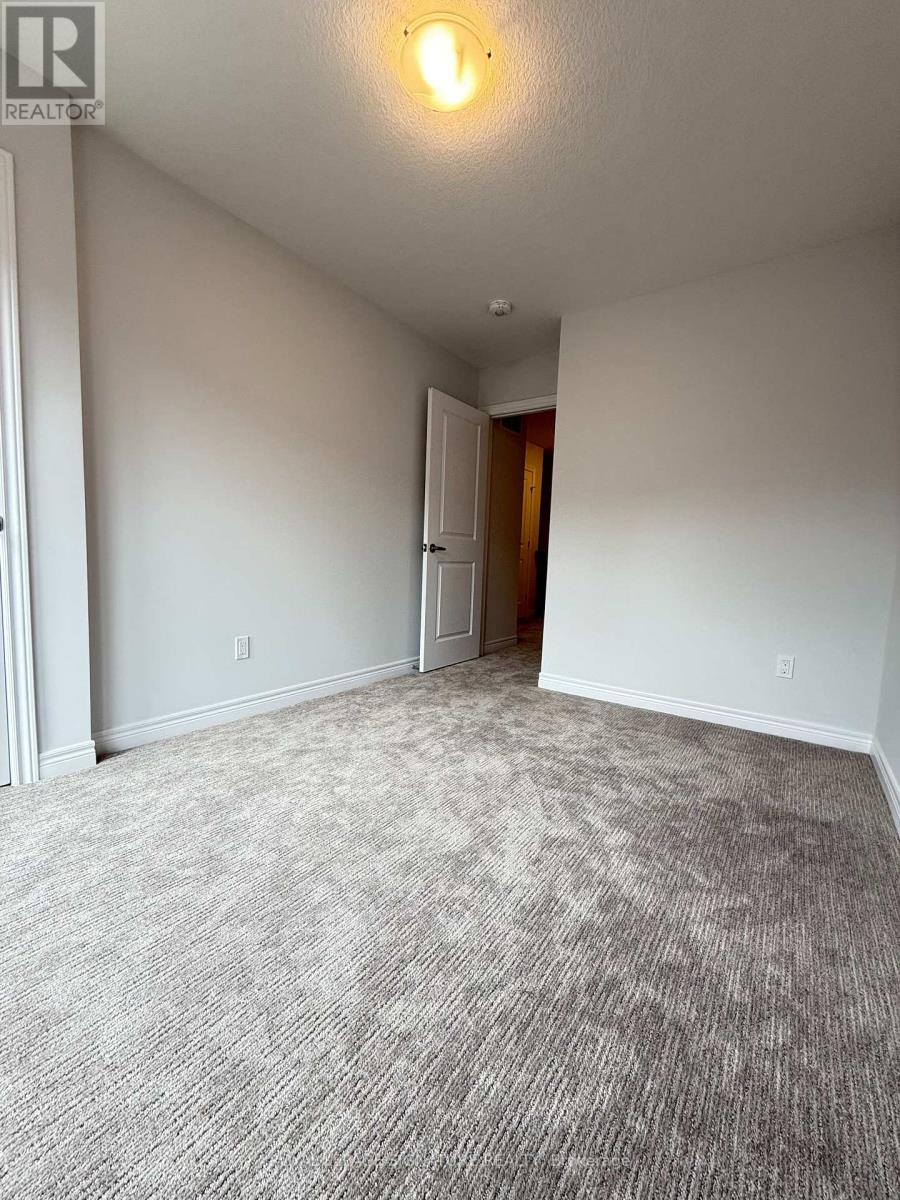 35 - 19 Picardy Drive, Hamilton, Ontario  L8J 0M7 - Photo 23 - X12925810