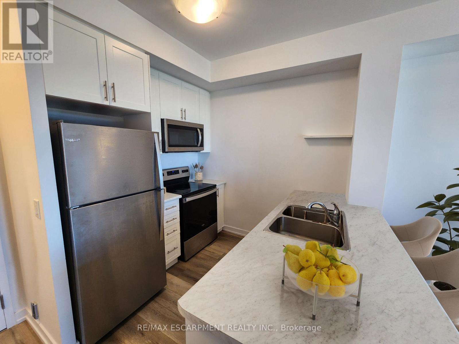 313 - 5055 Greenlane Road, Lincoln, Ontario  L0R 1B3 - Photo 4 - X12925848