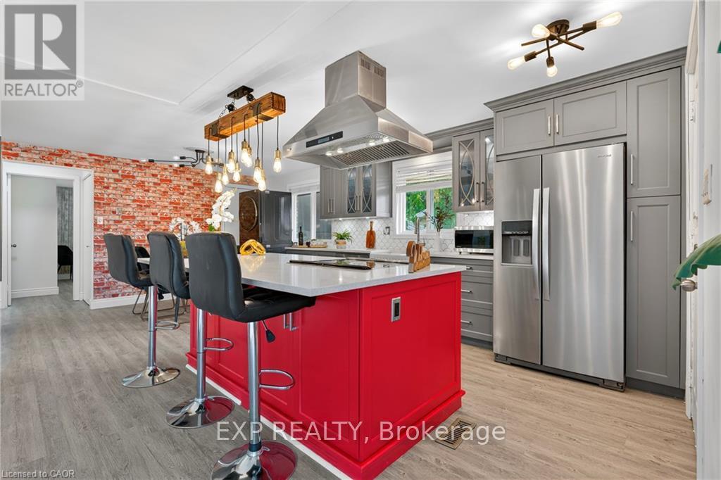 Upper - 146 Appalachian Crescent, Kitchener, Ontario  N2E 1A4 - Photo 5 - X12925864