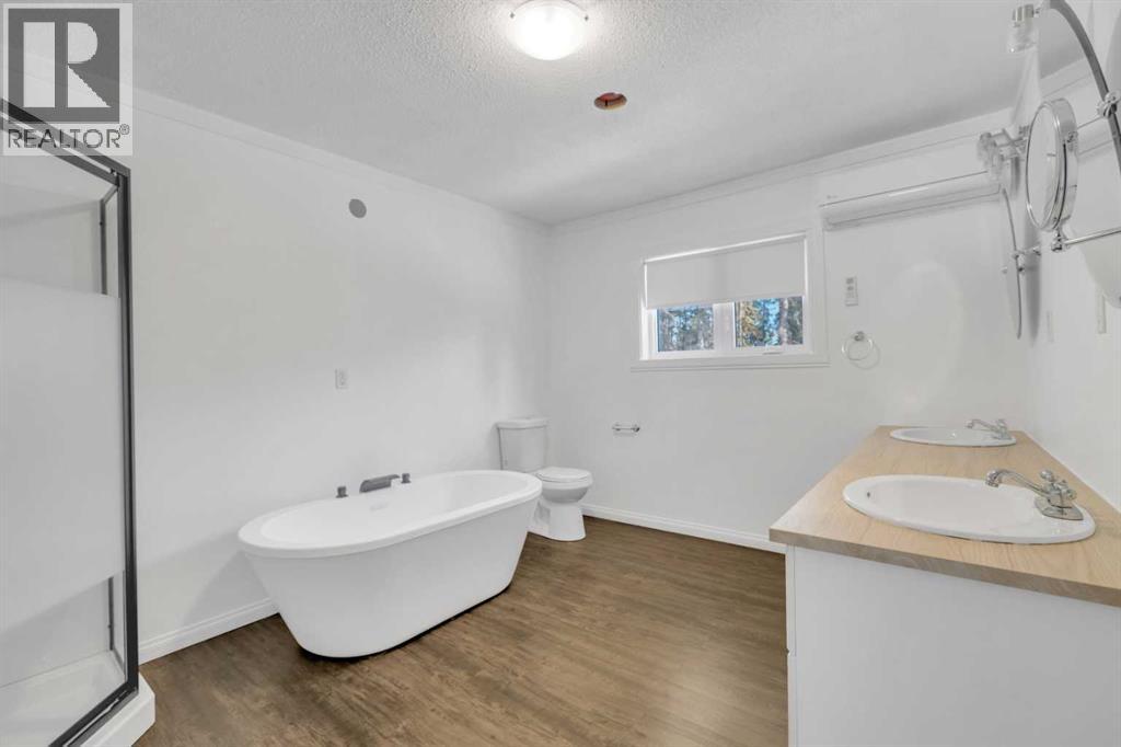 422051 Range Road 25, Rural Ponoka County, Alberta  T0C 2J0 - Photo 28 - A2283854