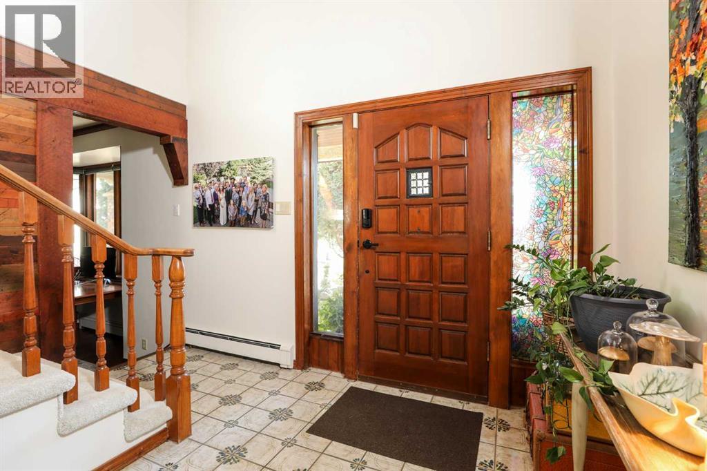 107 Temple Crescent W, Lethbridge, Alberta  T1K 4T3 - Photo 4 - A2286988