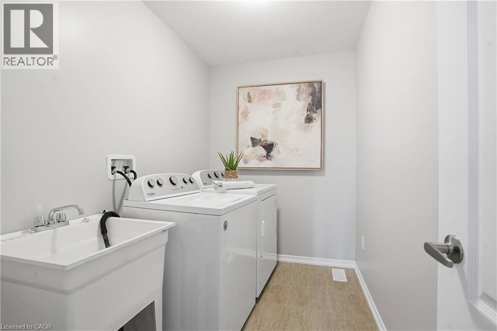 7839 Dockweed Drive, Niagara Falls, Ontario  L2H 3R9 - Photo 15 - 40815258