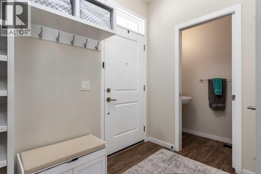 1707 Montgomery Gate Se, High River, Alberta  T1V 0H6 - Photo 3 - A2295509