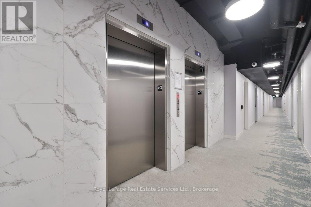 A605 - 3210 Dakota Common, Burlington, Ontario  L7M 2A8 - Photo 4 - W12880560