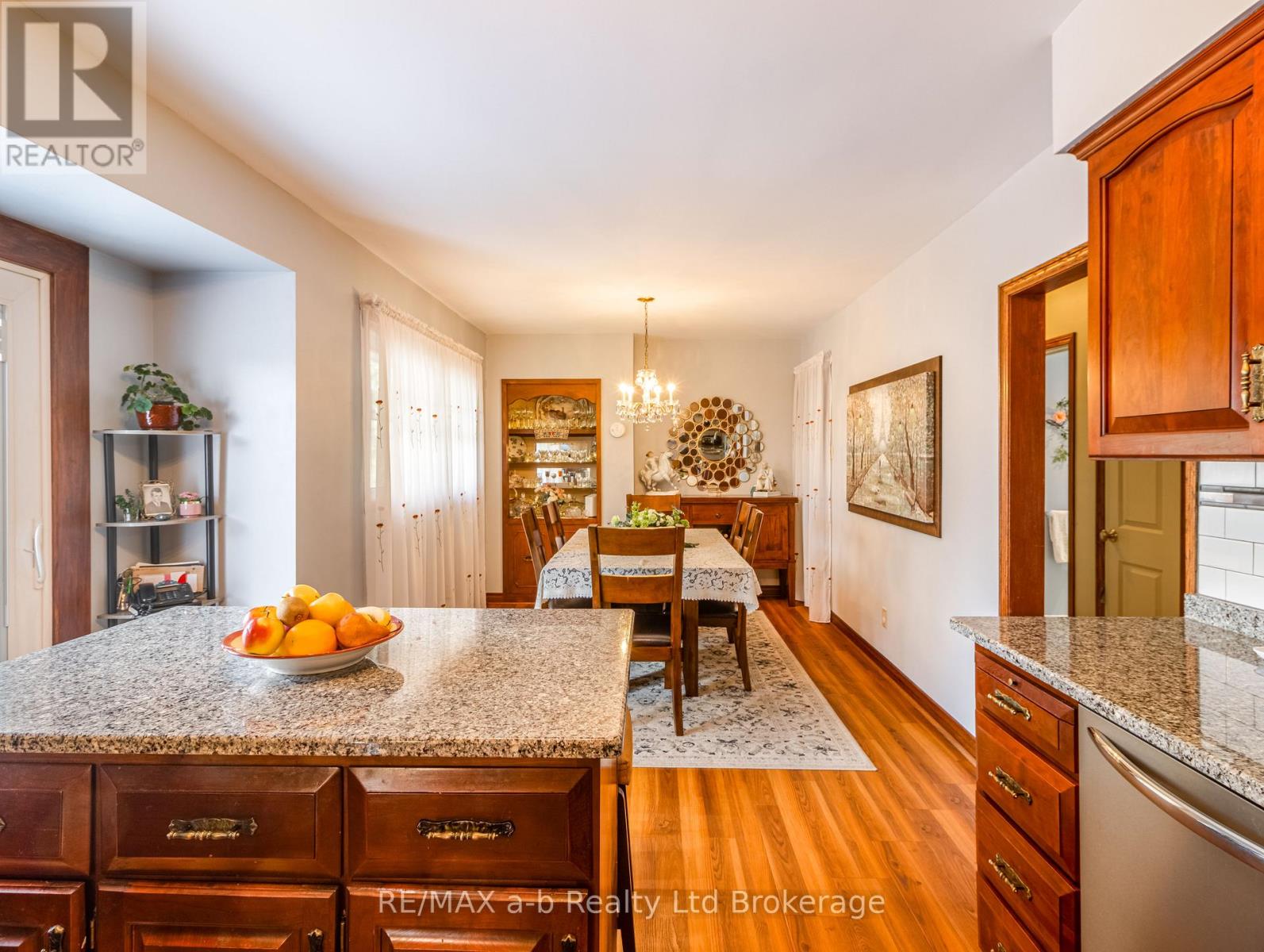 543 Highland Drive, Woodstock, Ontario  N4S 5X1 - Photo 18 - X12925974