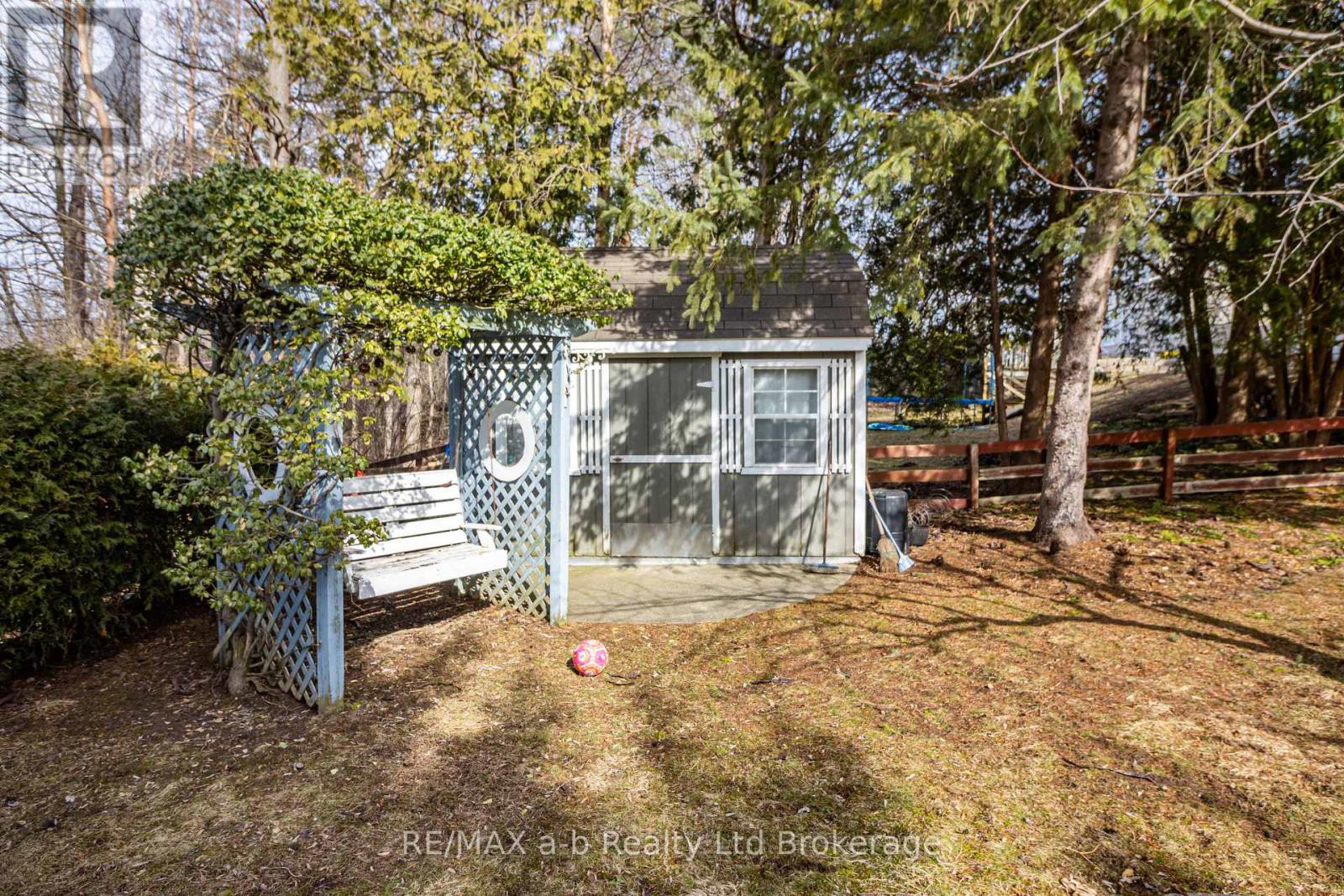 543 Highland Drive, Woodstock, Ontario  N4S 5X1 - Photo 34 - X12925974