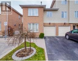21 - 370 RIDDELL COURT, Newmarket, Ontario