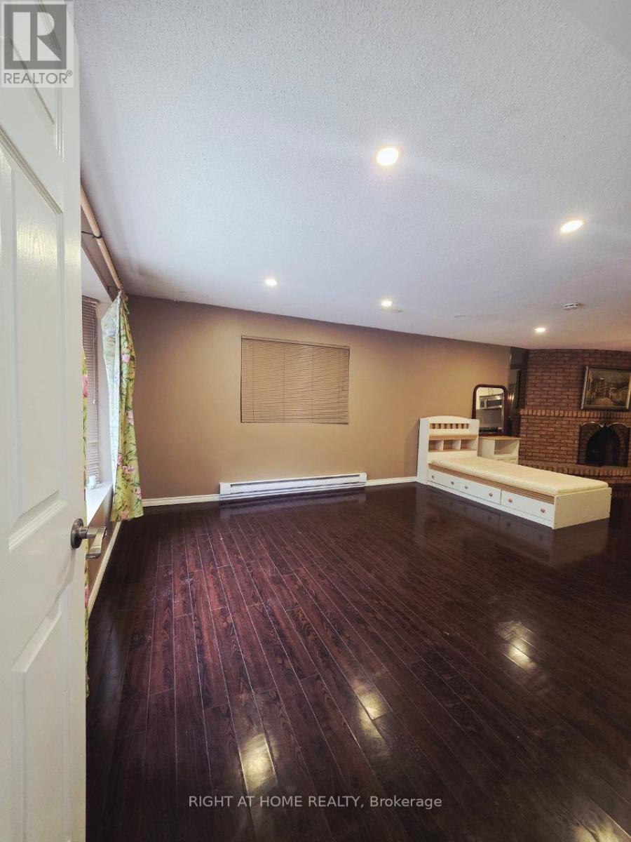 Unit#1 - 5 Black Willow Court, Richmond Hill, Ontario  L4E 2M7 - Photo 10 - N12922140