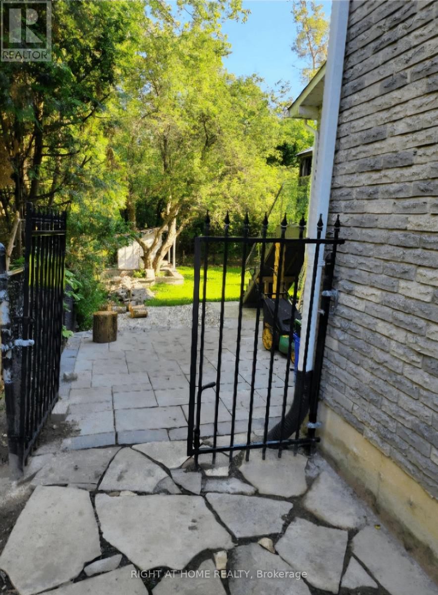 Unit#1 - 5 Black Willow Court, Richmond Hill, Ontario  L4E 2M7 - Photo 6 - N12922140