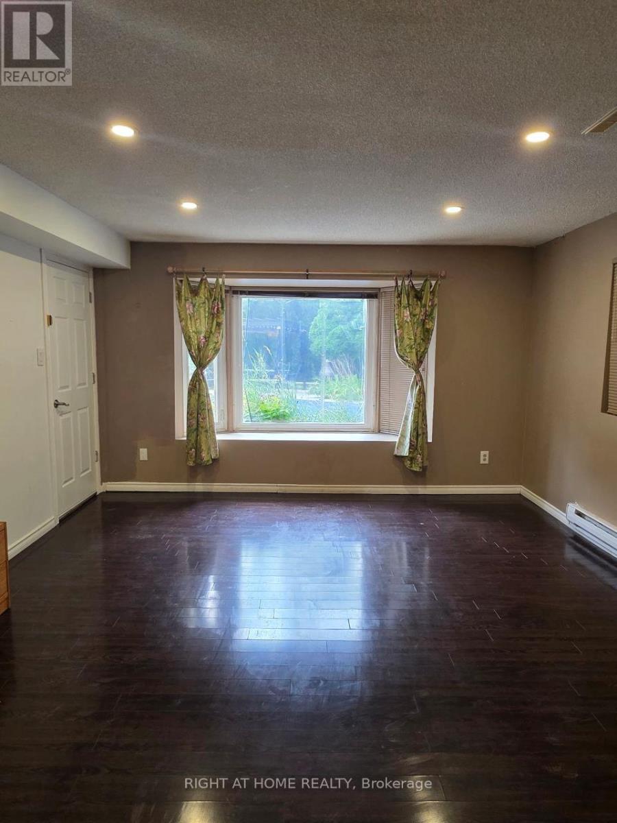 Unit#1 - 5 Black Willow Court, Richmond Hill, Ontario  L4E 2M7 - Photo 8 - N12922140