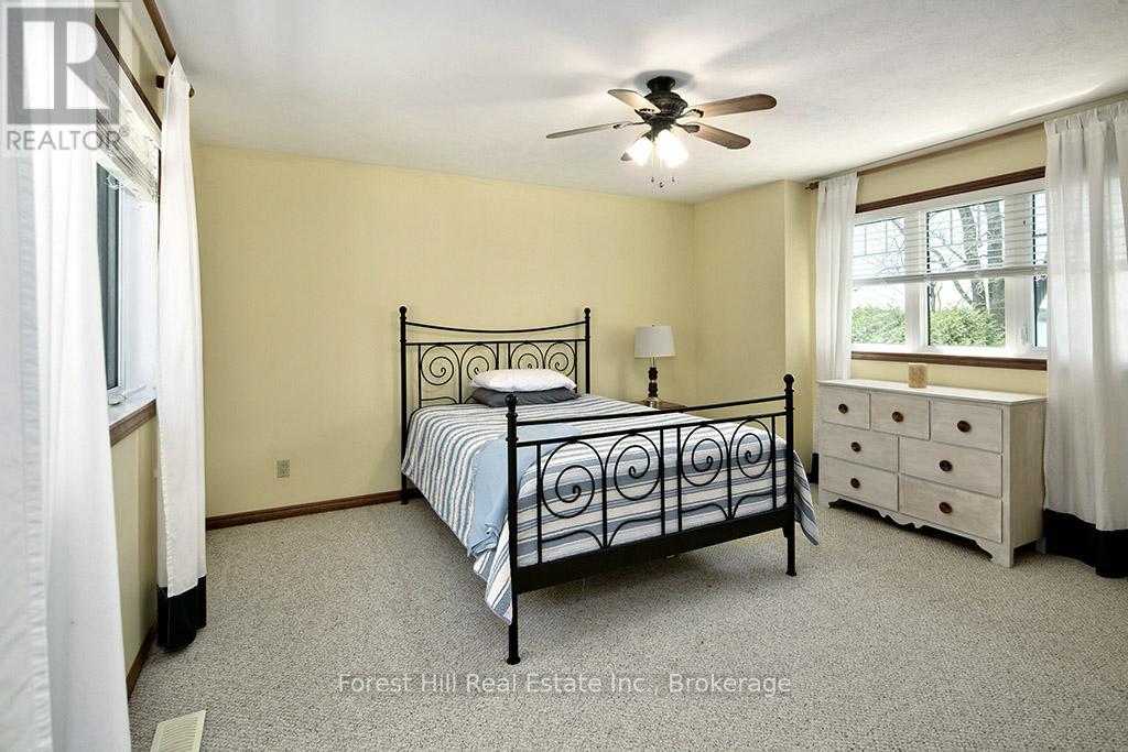 222 Plantt's Point Road, Grey Highlands, Ontario  N0C 1E0 - Photo 15 - X12925894