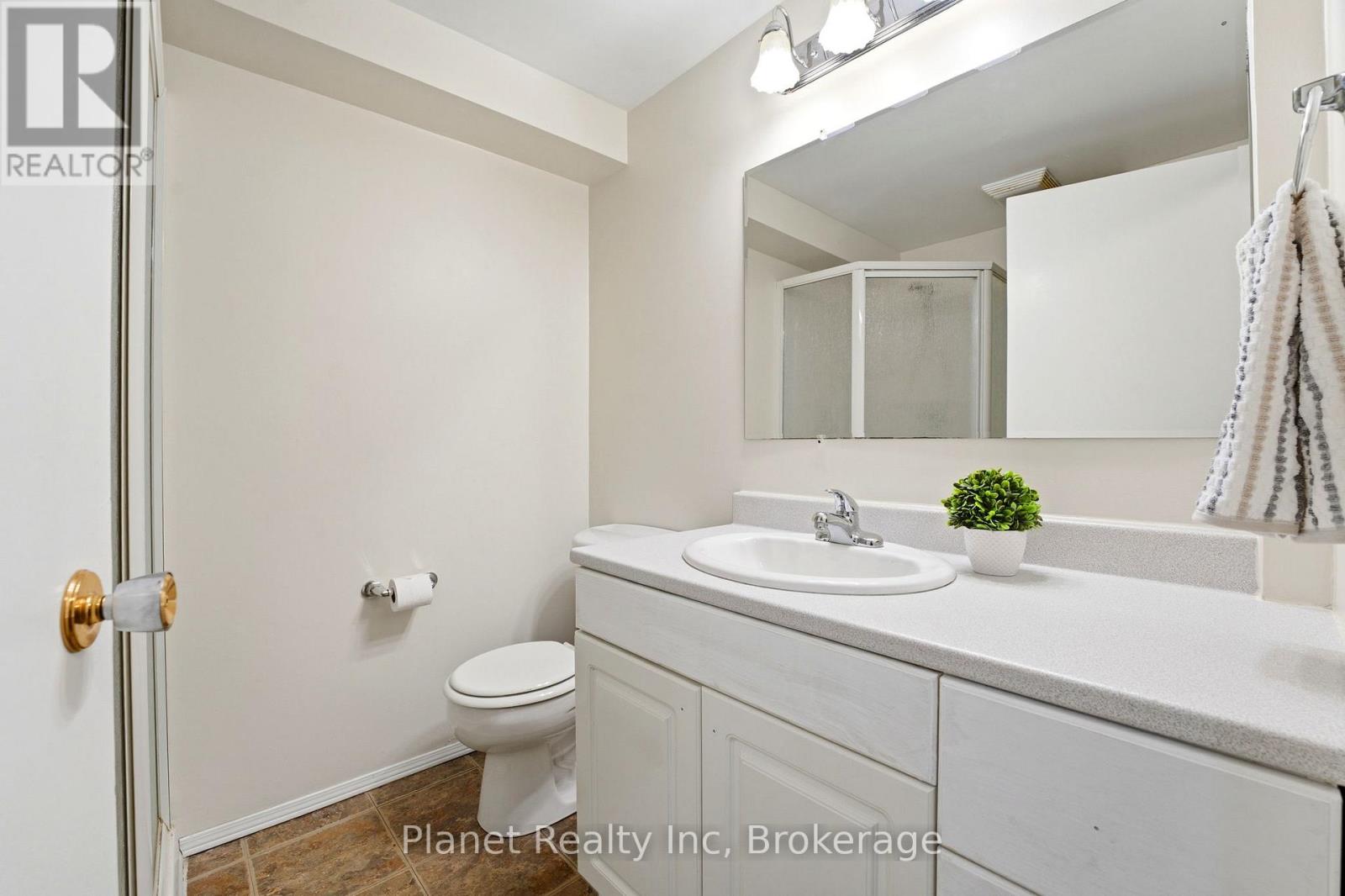 155 Foxhunt Road, Waterloo, Ontario  N2K 2R8 - Photo 22 - X12925946