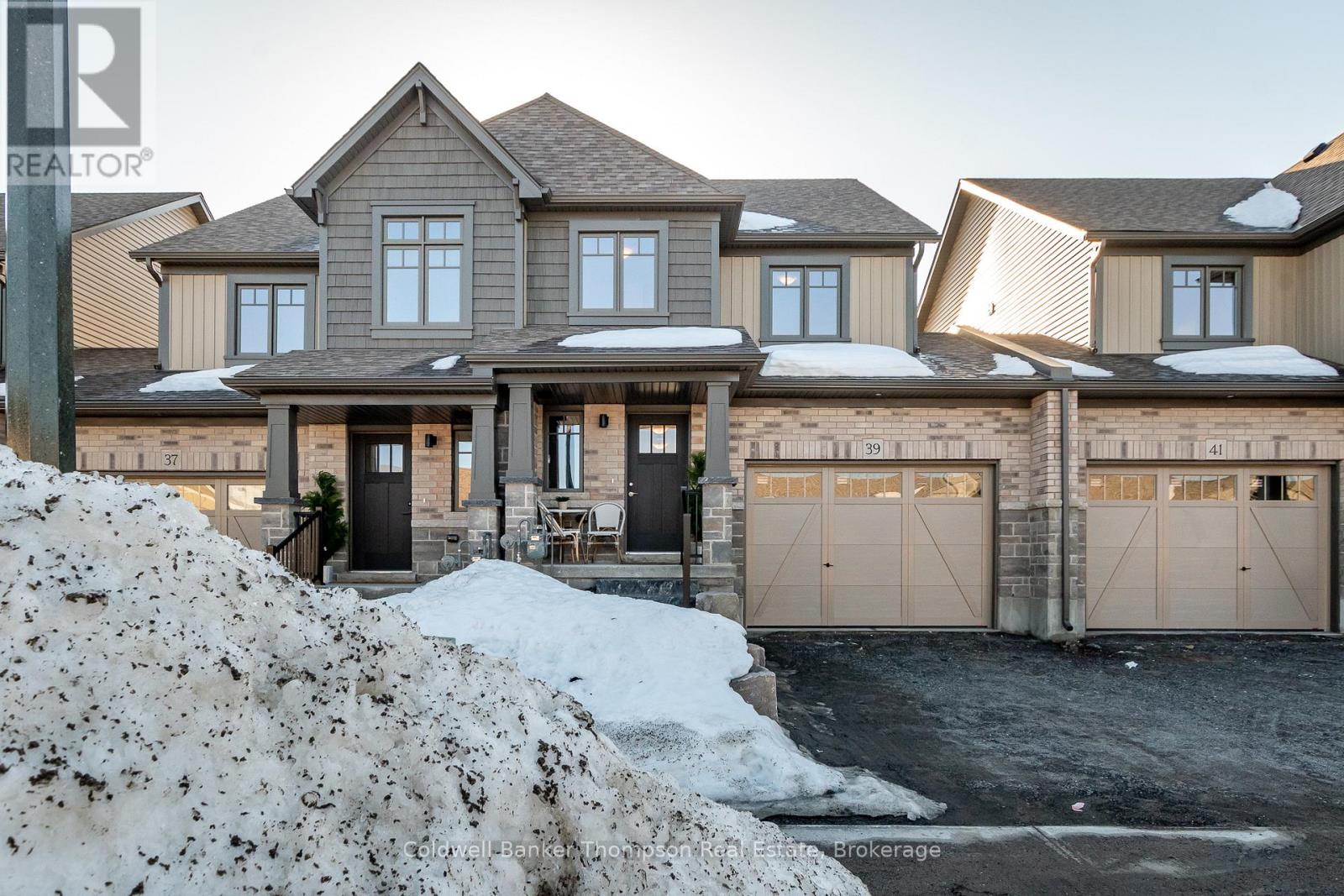 39 CHARLES MORLEY BOULEVARD, Huntsville, Ontario