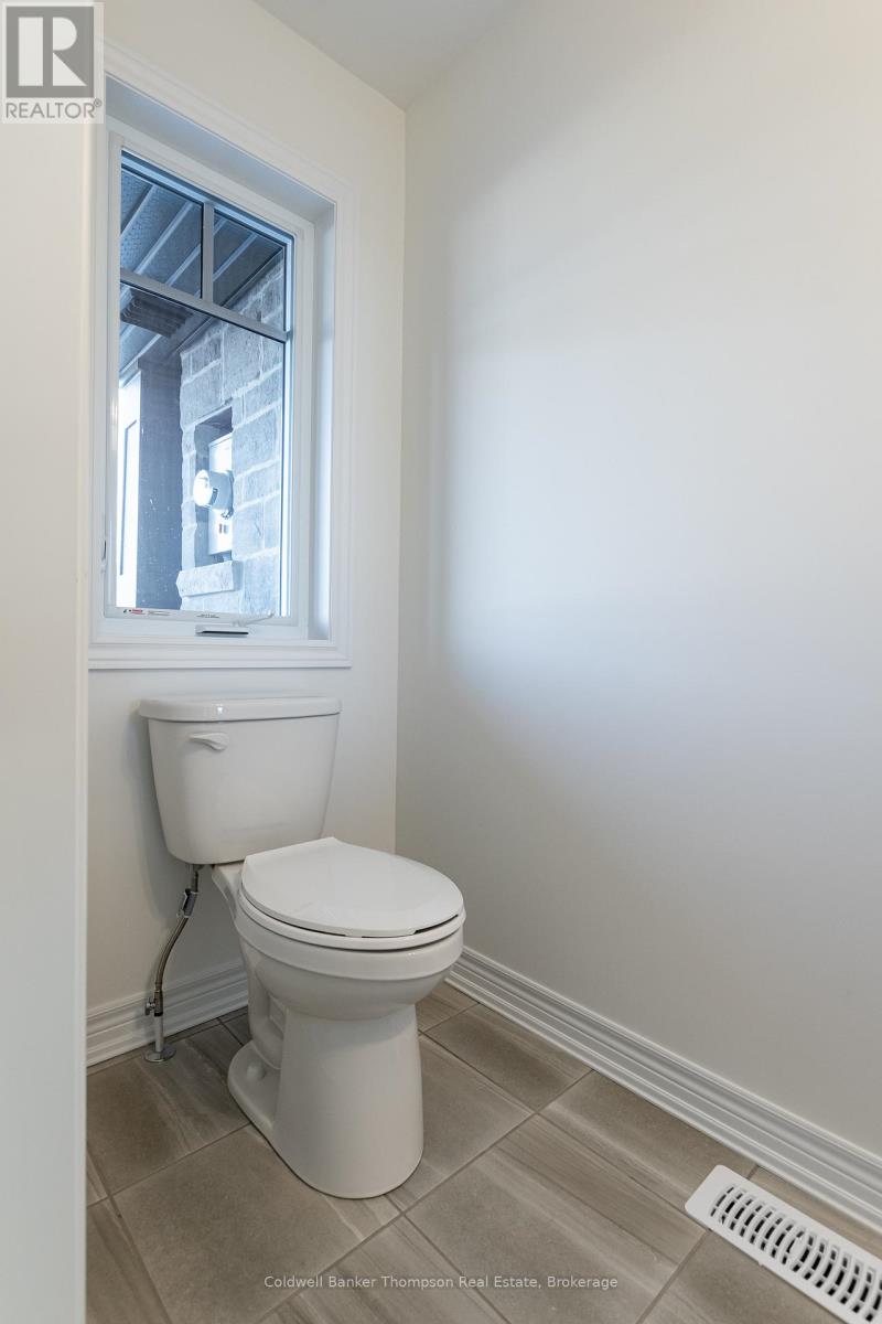 39 Charles Morley Boulevard, Huntsville, Ontario  P1H 0G5 - Photo 19 - X12925996