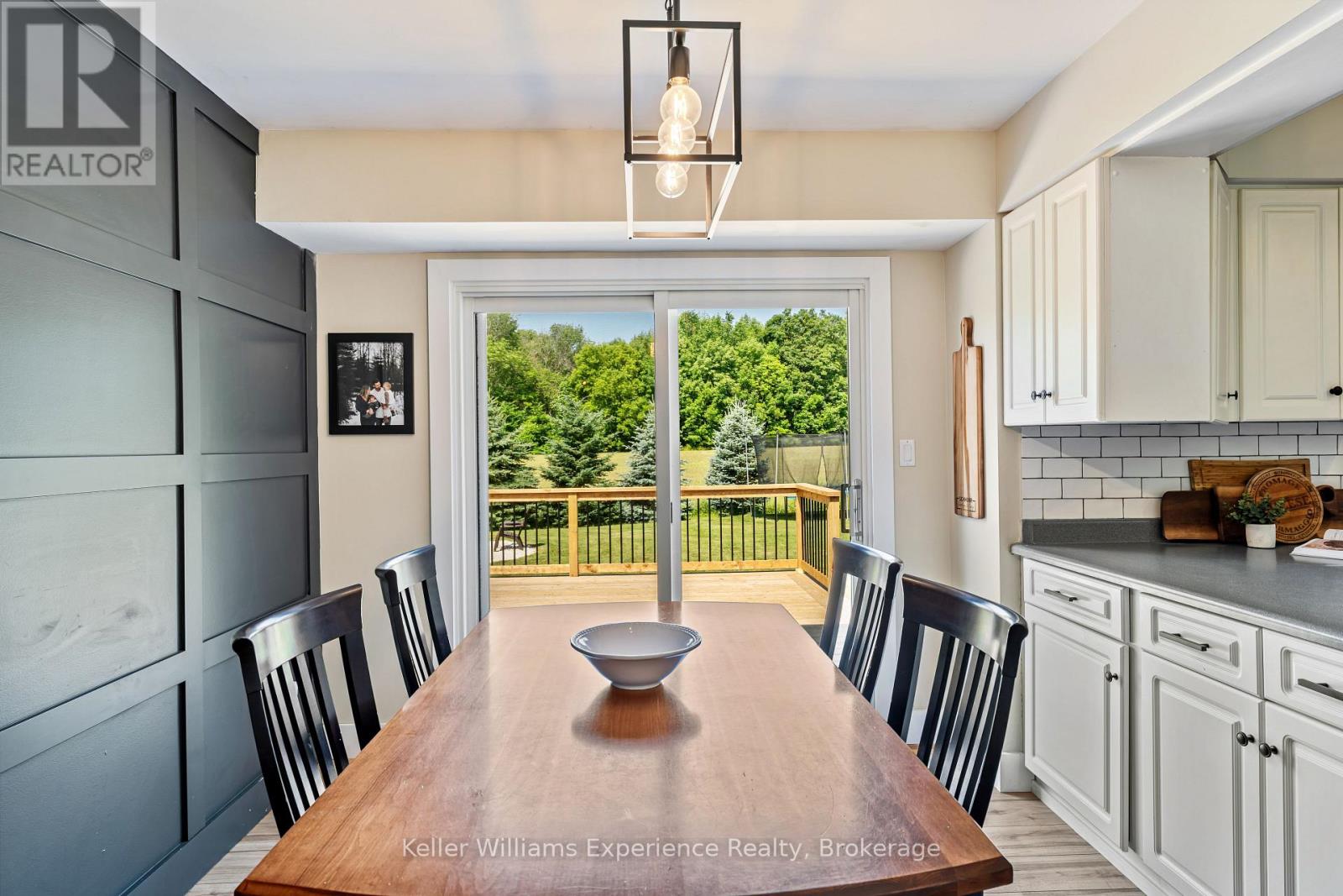 110 Mary Avenue, Georgian Bluffs, Ontario  N4K 5N5 - Photo 10 - X12926048