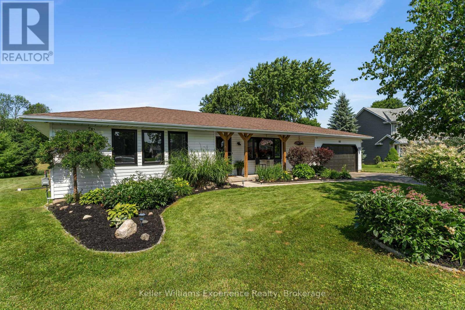 110 Mary Avenue, Georgian Bluffs, Ontario  N4K 5N5 - Photo 31 - X12926048