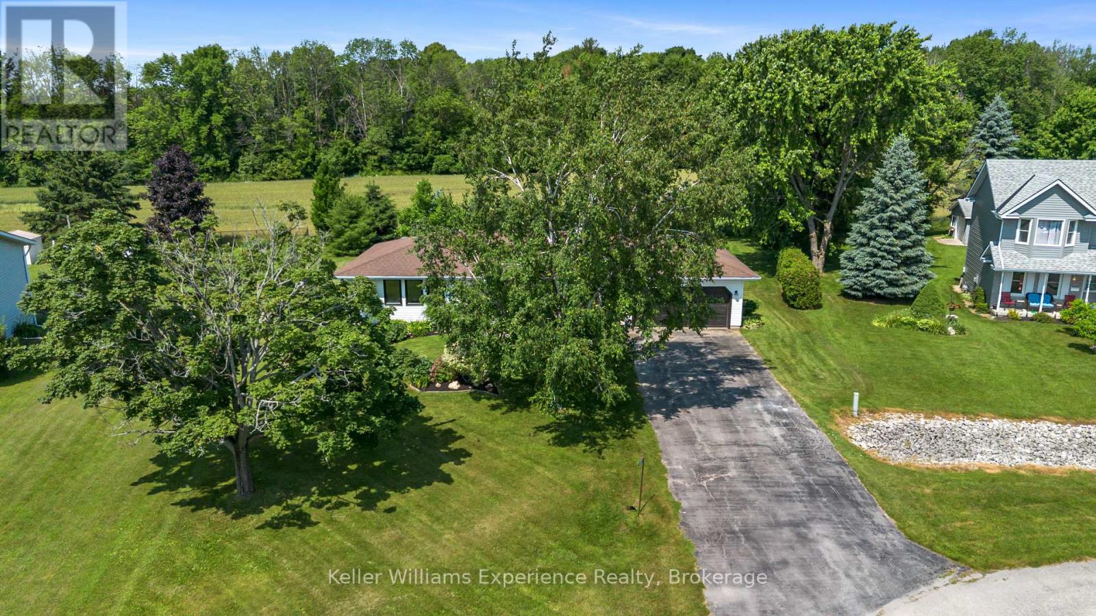 110 Mary Avenue, Georgian Bluffs, Ontario  N4K 5N5 - Photo 42 - X12926048