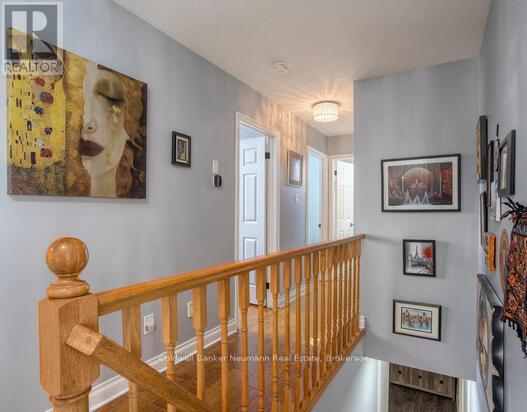 49 Torrance Lane, Centre Wellington, Ontario  N0B 1J0 - Photo 15 - X12926094