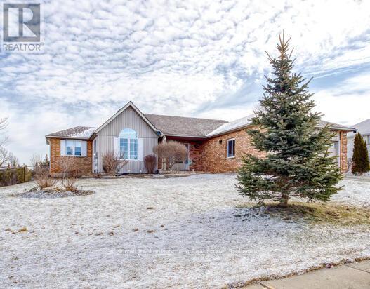 49 Torrance Lane, Centre Wellington, Ontario  N0B 1J0 - Photo 2 - X12926094