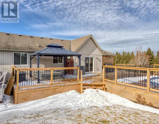 49 Torrance Lane, Centre Wellington, Ontario  N0B 1J0 - Photo 24 - X12926094