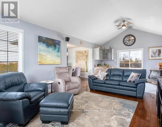 49 Torrance Lane, Centre Wellington, Ontario  N0B 1J0 - Photo 4 - X12926094