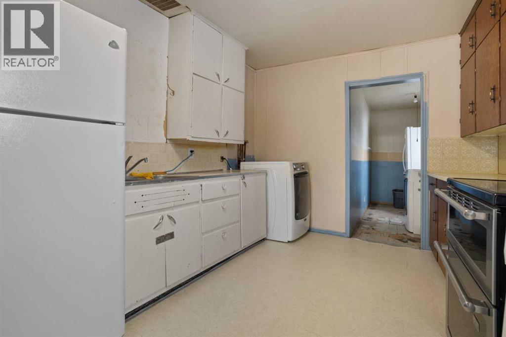 5215 50 Street, Strome, Alberta  T0B 4H0 - Photo 5 - A2294001