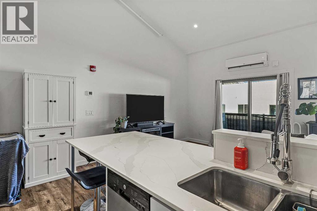 212b, 1 Industrial Place, Canmore, Alberta  T1W 1Y1 - Photo 8 - A2280971