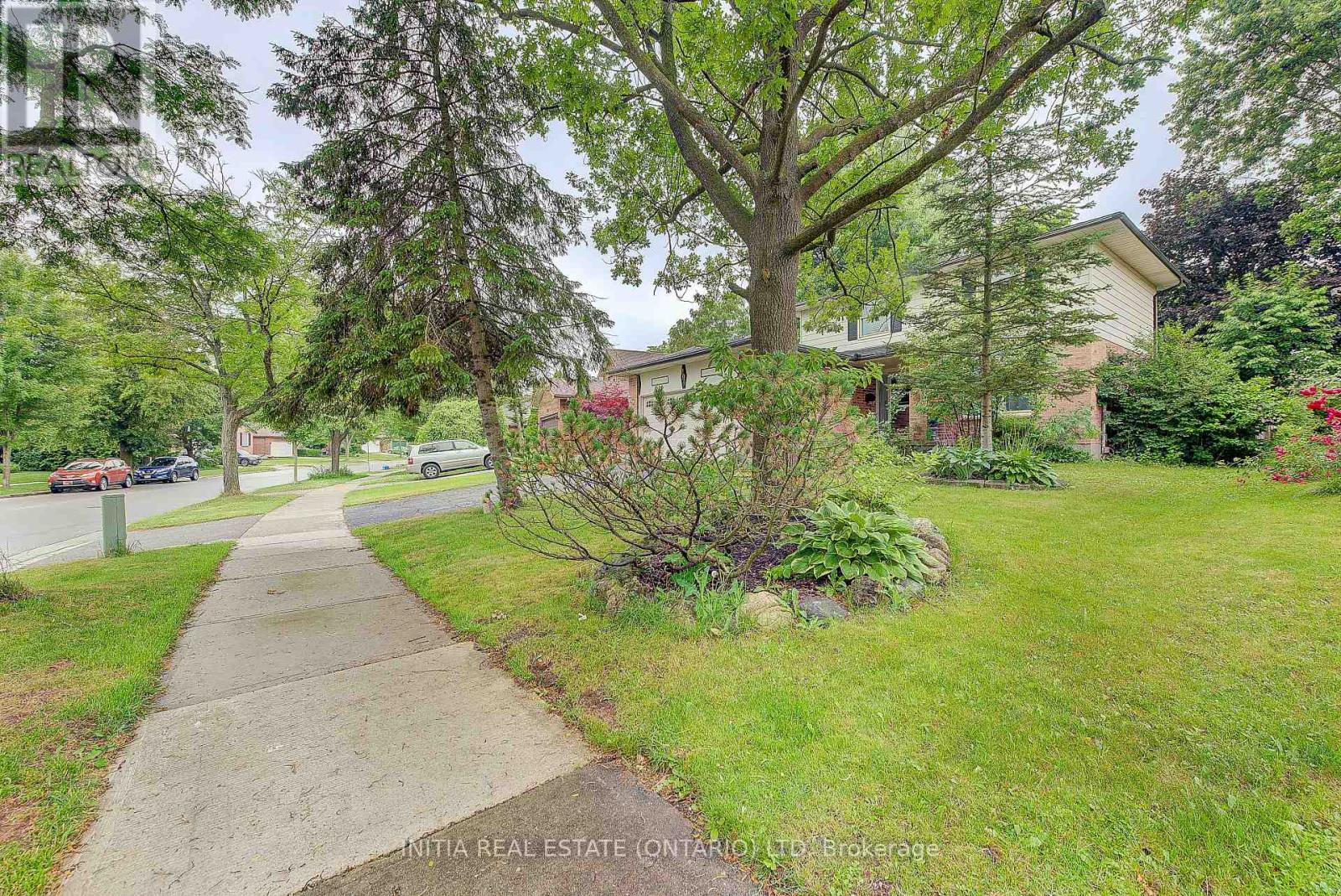 296 Castlegrove Boulevard, London North, Ontario  N6G 3T5 - Photo 2 - X12925902