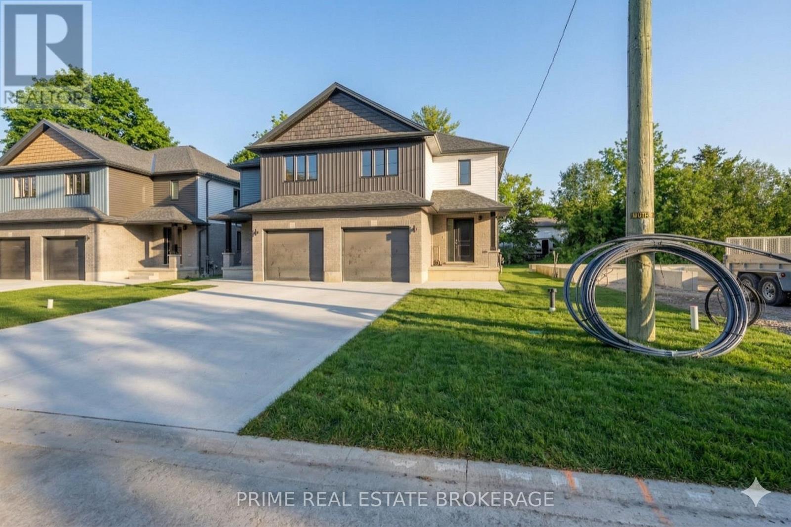 5 - 177 Chestnut Street, Lucan Biddulph, Ontario  N0M 2J0 - Photo 2 - X12926098