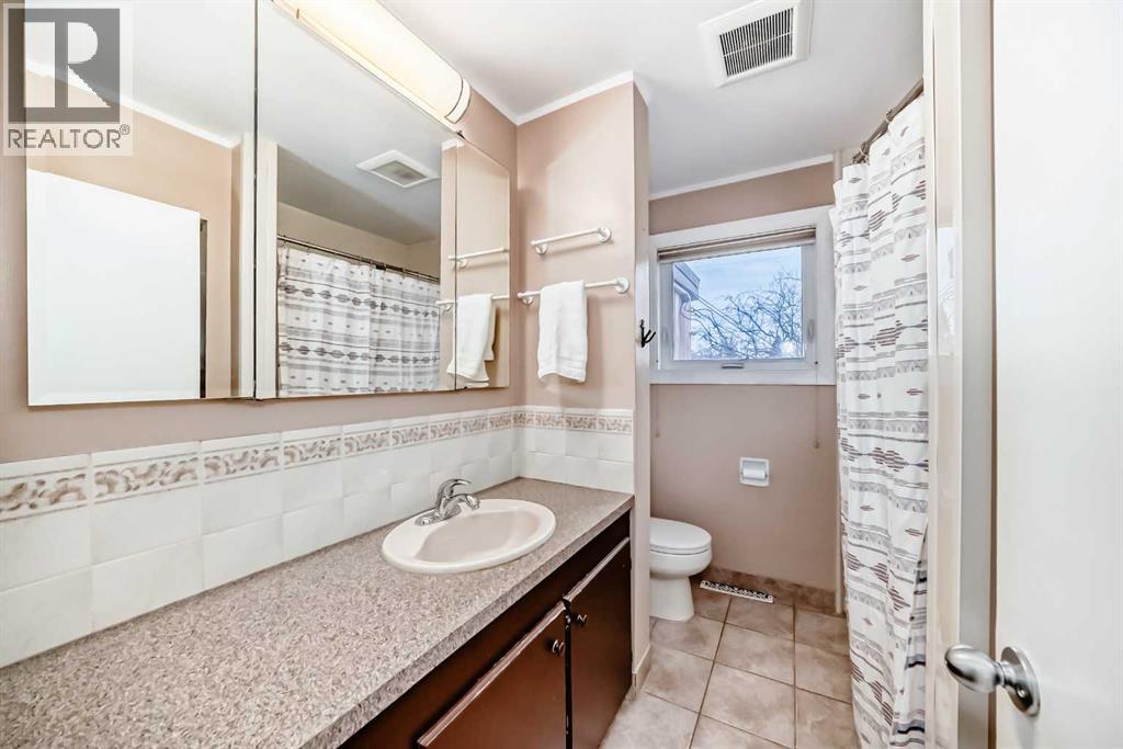 91 Chisholm Crescent NW, Calgary, Alberta  T2L 0Y9 - Photo 17 - A2287319