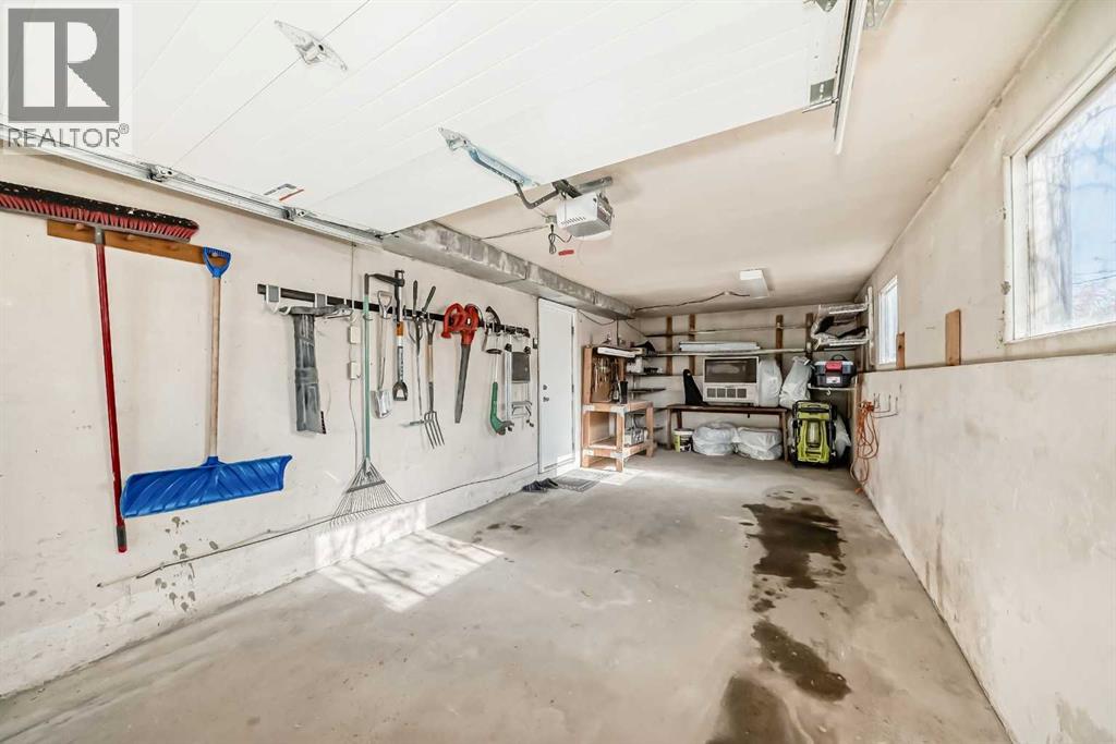 91 Chisholm Crescent NW, Calgary, Alberta  T2L 0Y9 - Photo 32 - A2287319