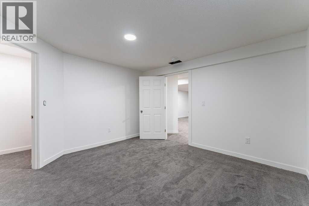 3606 Douglas Woods Heights SE, Calgary, Alberta  T2Z 2G4 - Photo 21 - A2291103