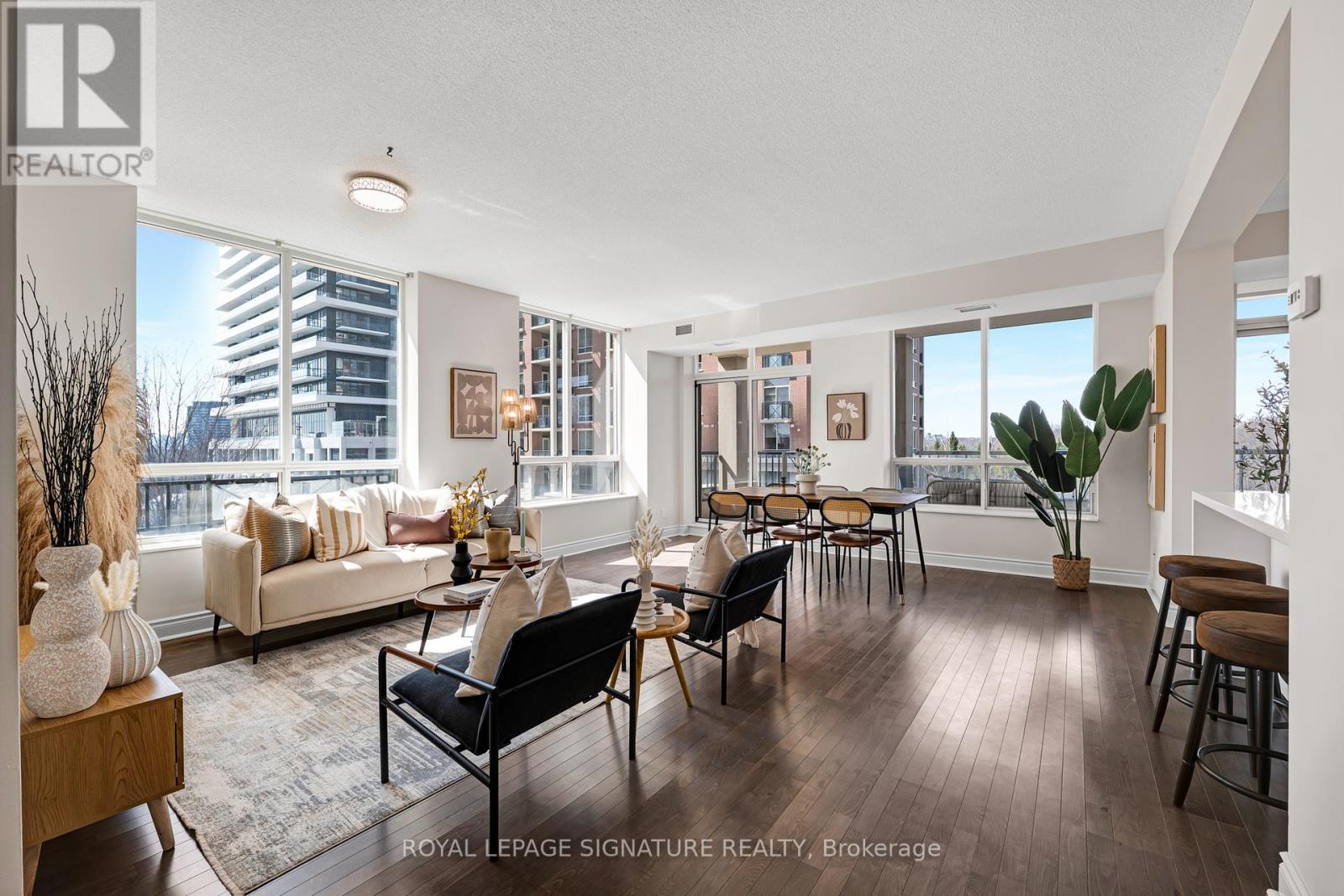 403 - 1105 Leslie Street, Toronto, Ontario  M3C 4G9 - Photo 2 - C12925888