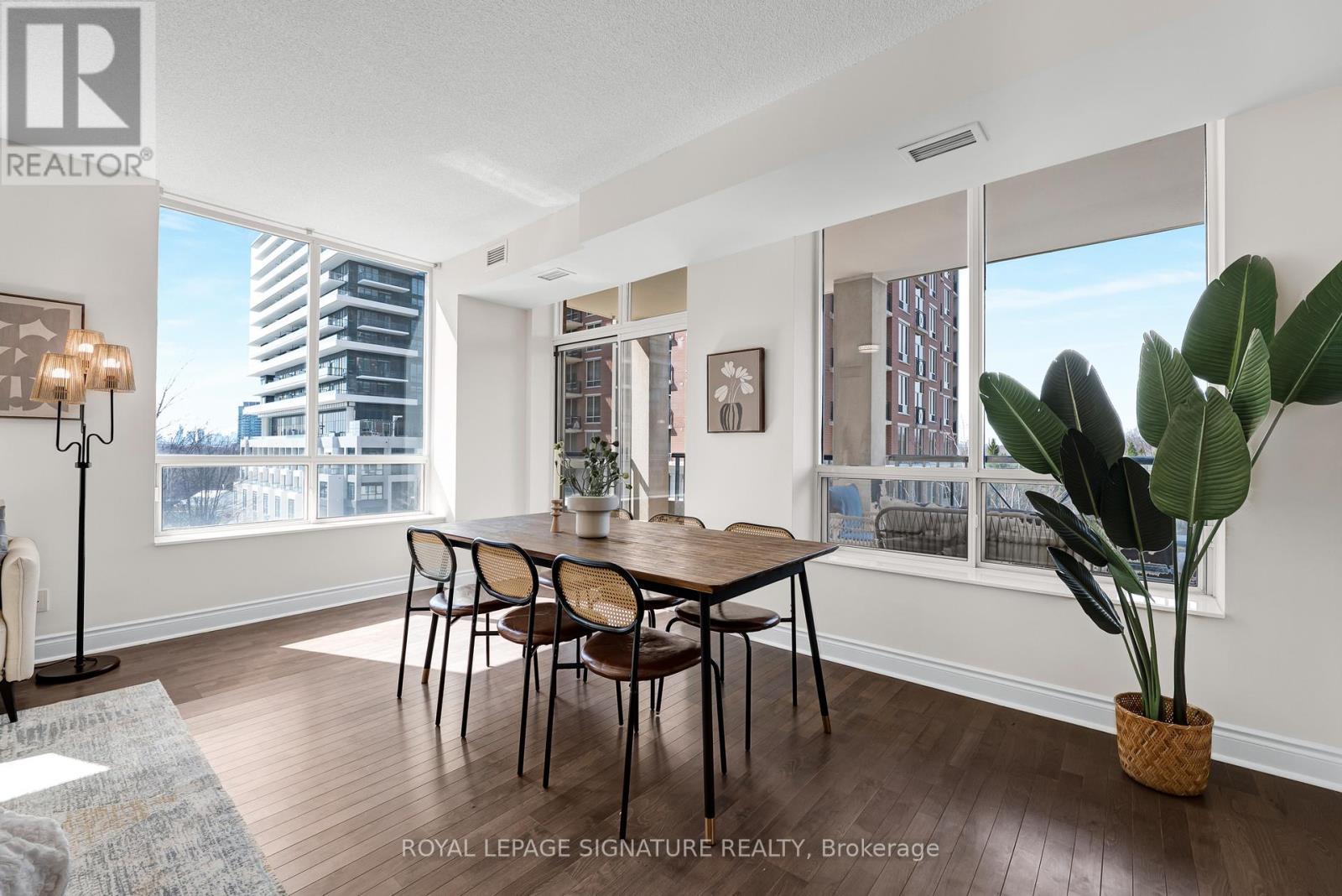 403 - 1105 Leslie Street, Toronto, Ontario  M3C 4G9 - Photo 5 - C12925888