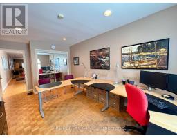 3221A YONGE STREET, Toronto, Ontario