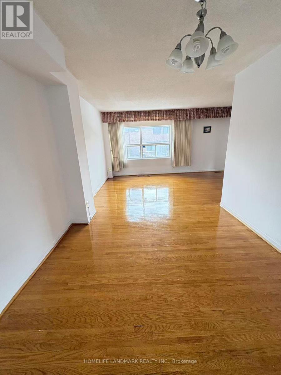 14 - 86 Castlebury Crescent, Toronto (Bayview Woods-Steeles), Ontario  M2H 1W8 - Photo 3 - C12925964